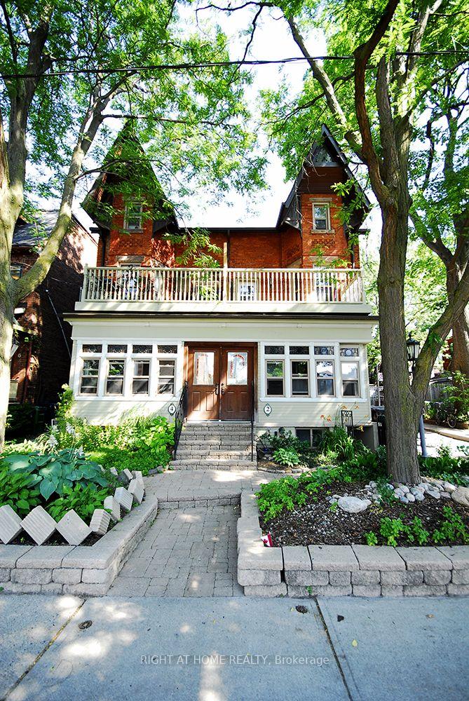 Photo 2 of Unit 4, 2 Afton Avenue, Toronto, Little Portugal — HOMEH
