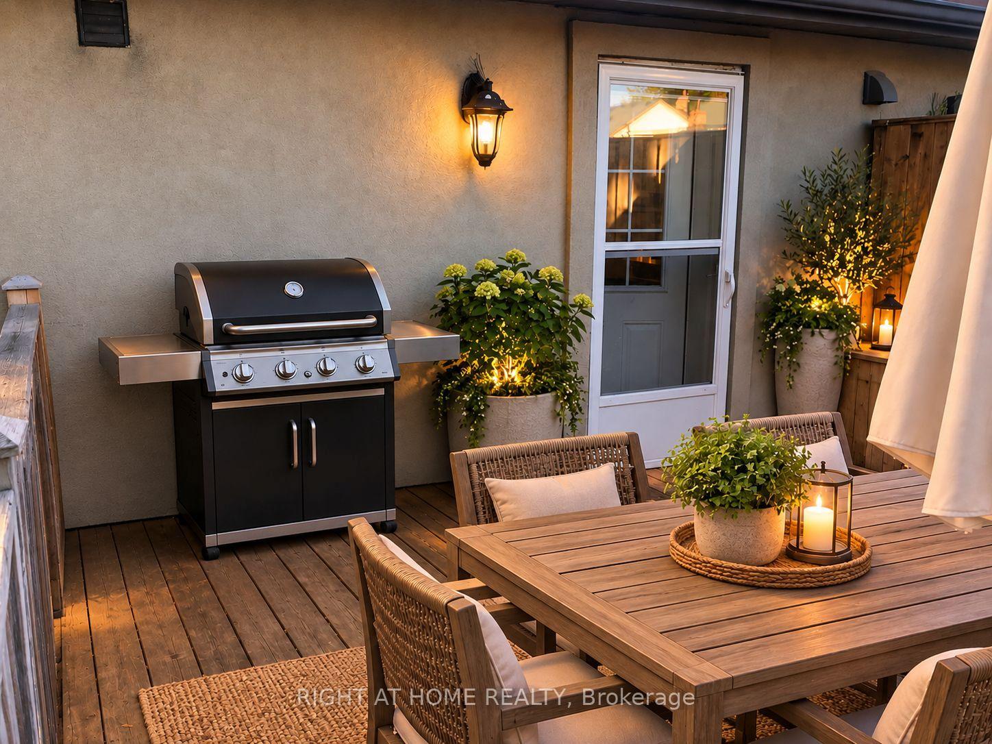 Photo 8 of Unit 4, 2 Afton Avenue, Toronto, Little Portugal — HOMEH