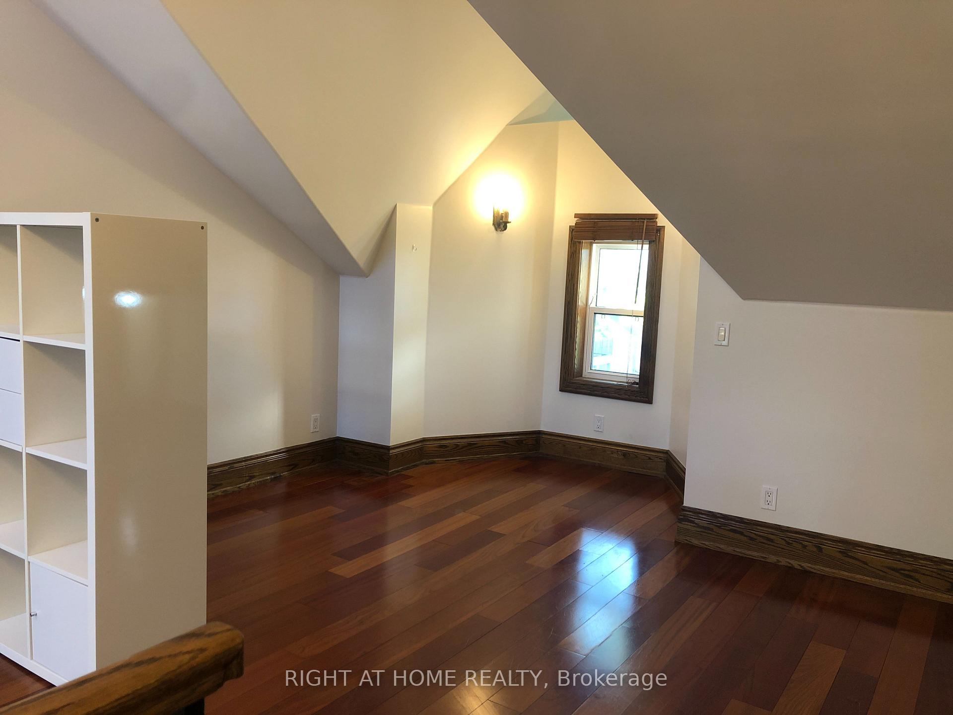 Photo 10 of Unit 4, 2 Afton Avenue, Toronto, Little Portugal — HOMEH