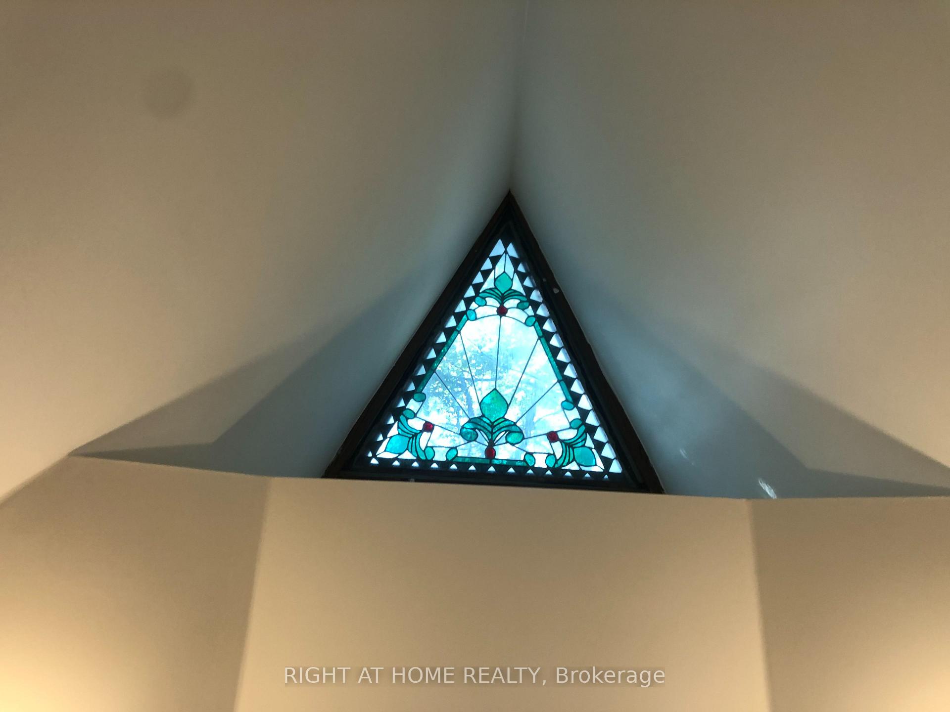 Photo 12 of Unit 4, 2 Afton Avenue, Toronto, Little Portugal — HOMEH