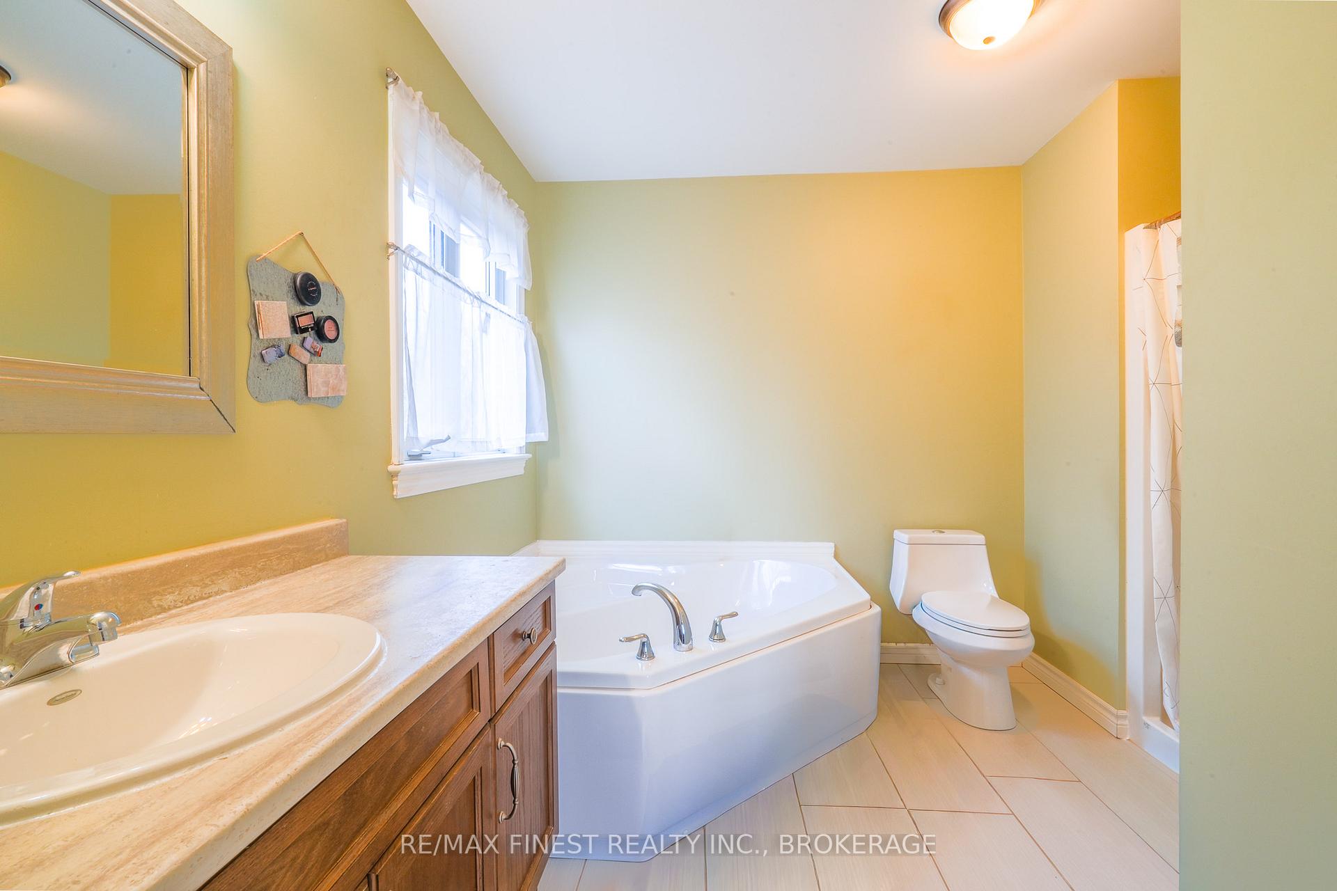Photo 20 of 23 Creighton Drive, Loyalist, Odessa — HOMEH