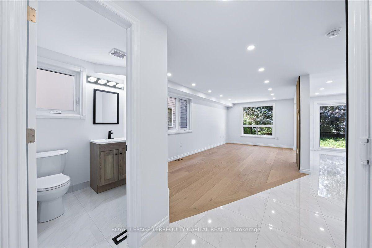 Photo 6 of 4 Cassandra Drive, Barrie, East Bayfield — HOMEH