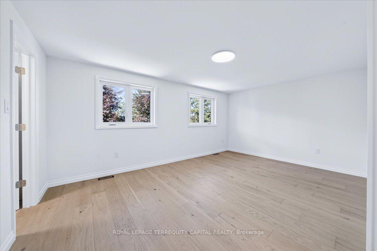 Photo 18 of 4 Cassandra Drive, Barrie, East Bayfield — HOMEH