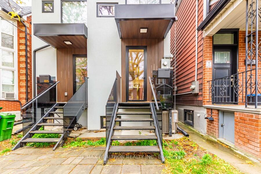 Photo 4 of 673 Crawford Street, Toronto, Palmerston-Little Italy — HOMEH