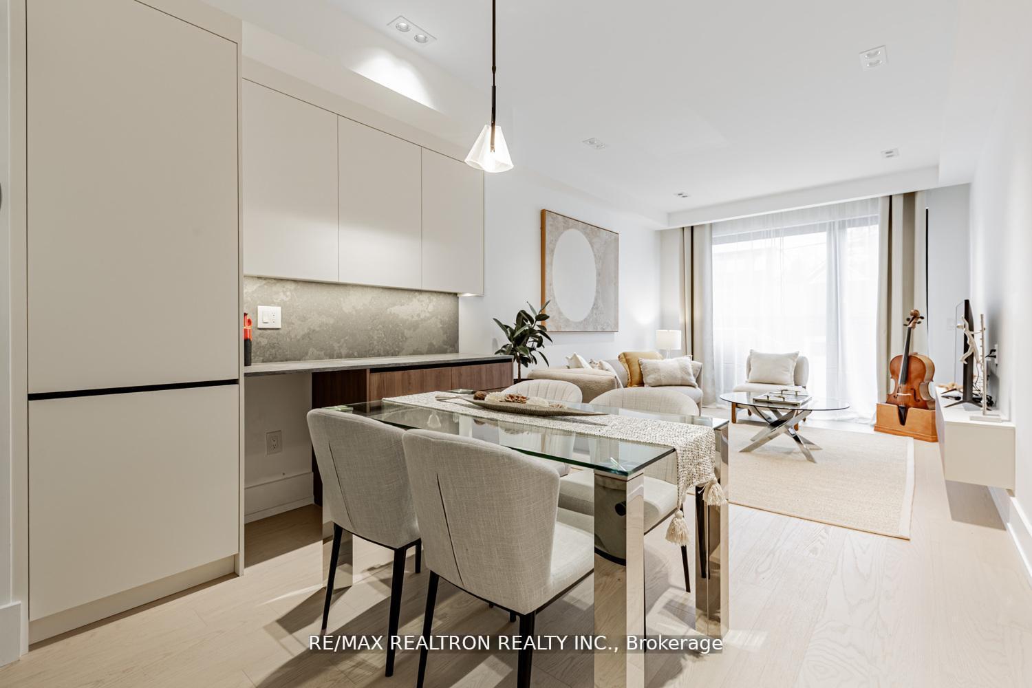 Photo 11 of 673 Crawford Street, Toronto, Palmerston-Little Italy — HOMEH