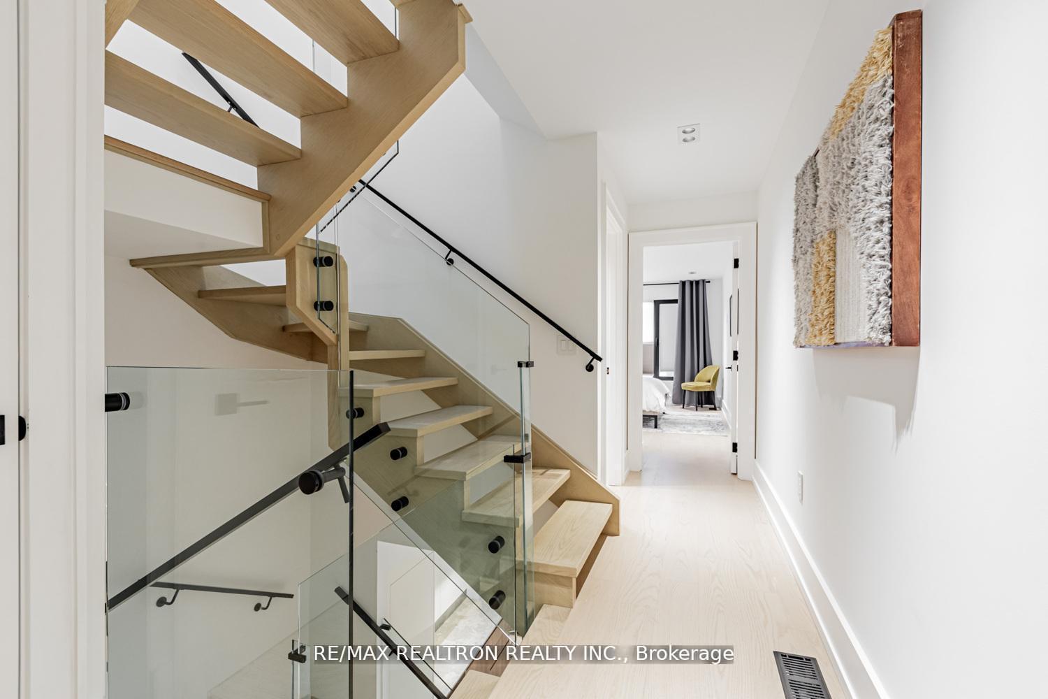 Photo 20 of 673 Crawford Street, Toronto, Palmerston-Little Italy — HOMEH