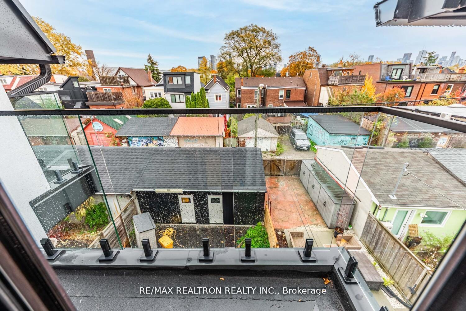Photo 26 of 673 Crawford Street, Toronto, Palmerston-Little Italy — HOMEH