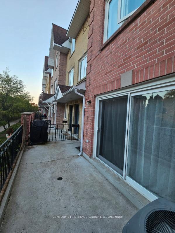 Photo 2 of Unit 419, 75 Weldrick Road E, Richmond Hill, Observatory — HOMEH