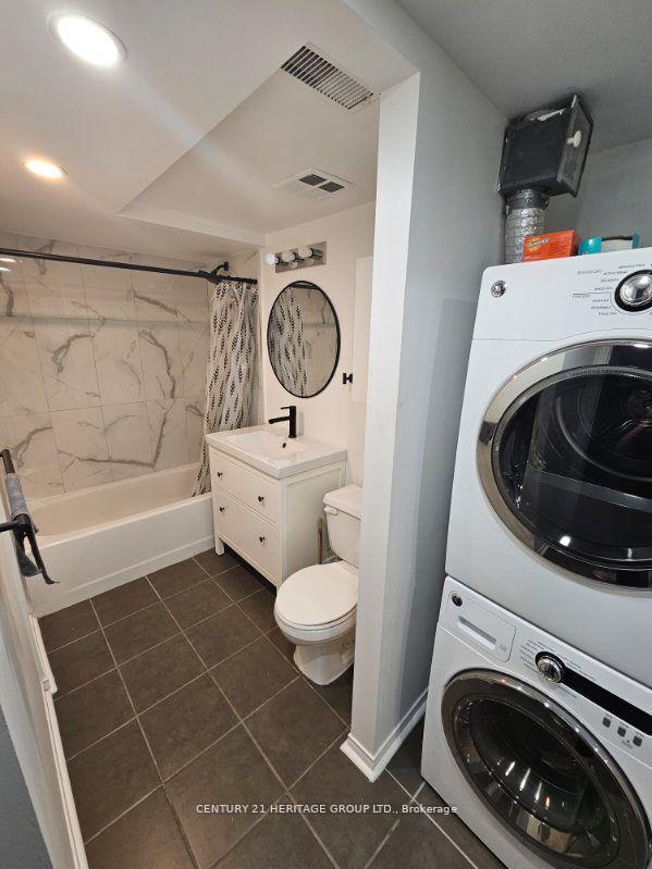 Photo 16 of Unit 419, 75 Weldrick Road E, Richmond Hill, Observatory — HOMEH
