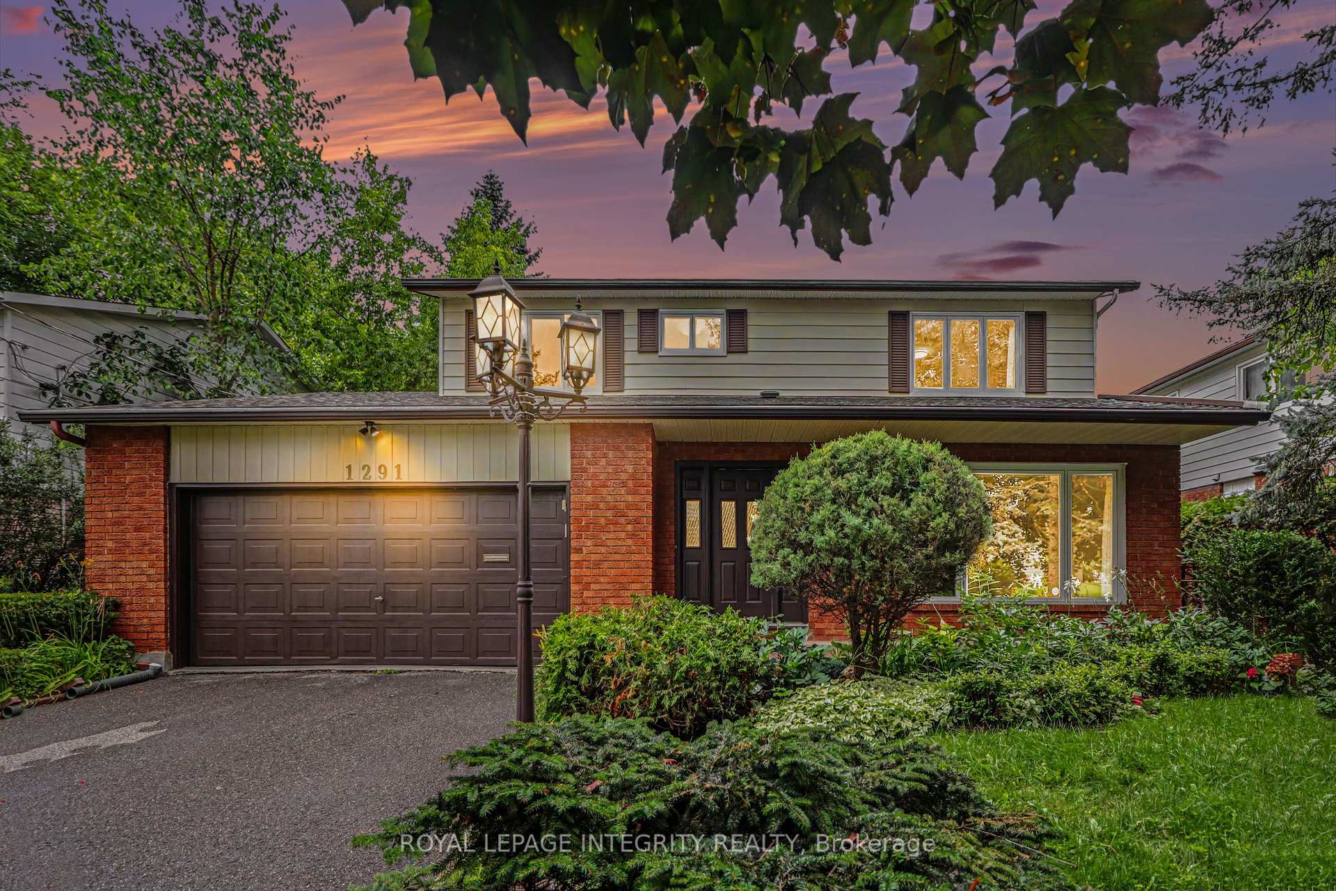 Photo 1 of 1291 Lampman Crescent, Ottawa, Hogs Back — HOMEH