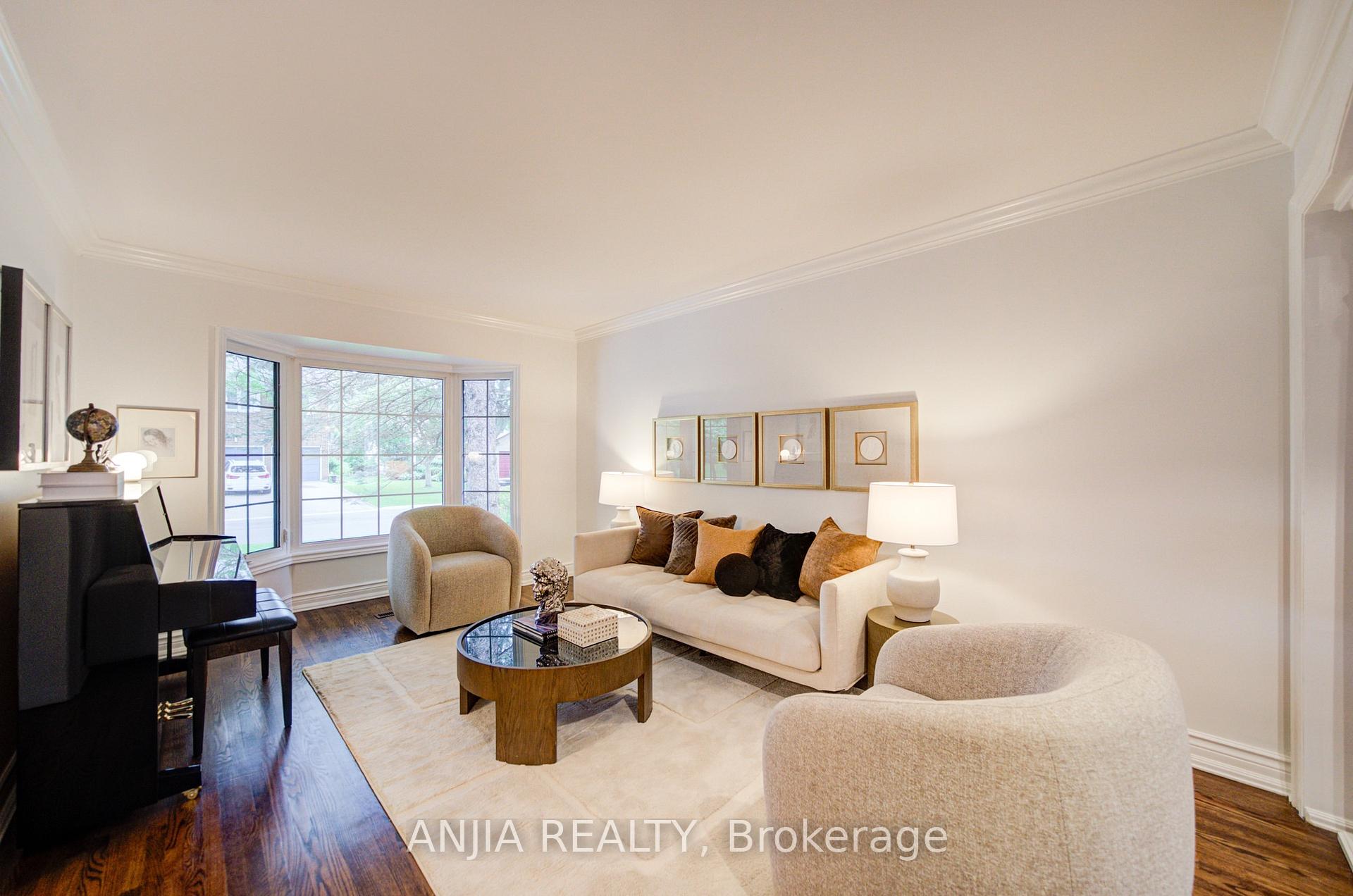 Photo 8 of 140 Reeve Drive, Markham, Markham Village — HOMEH