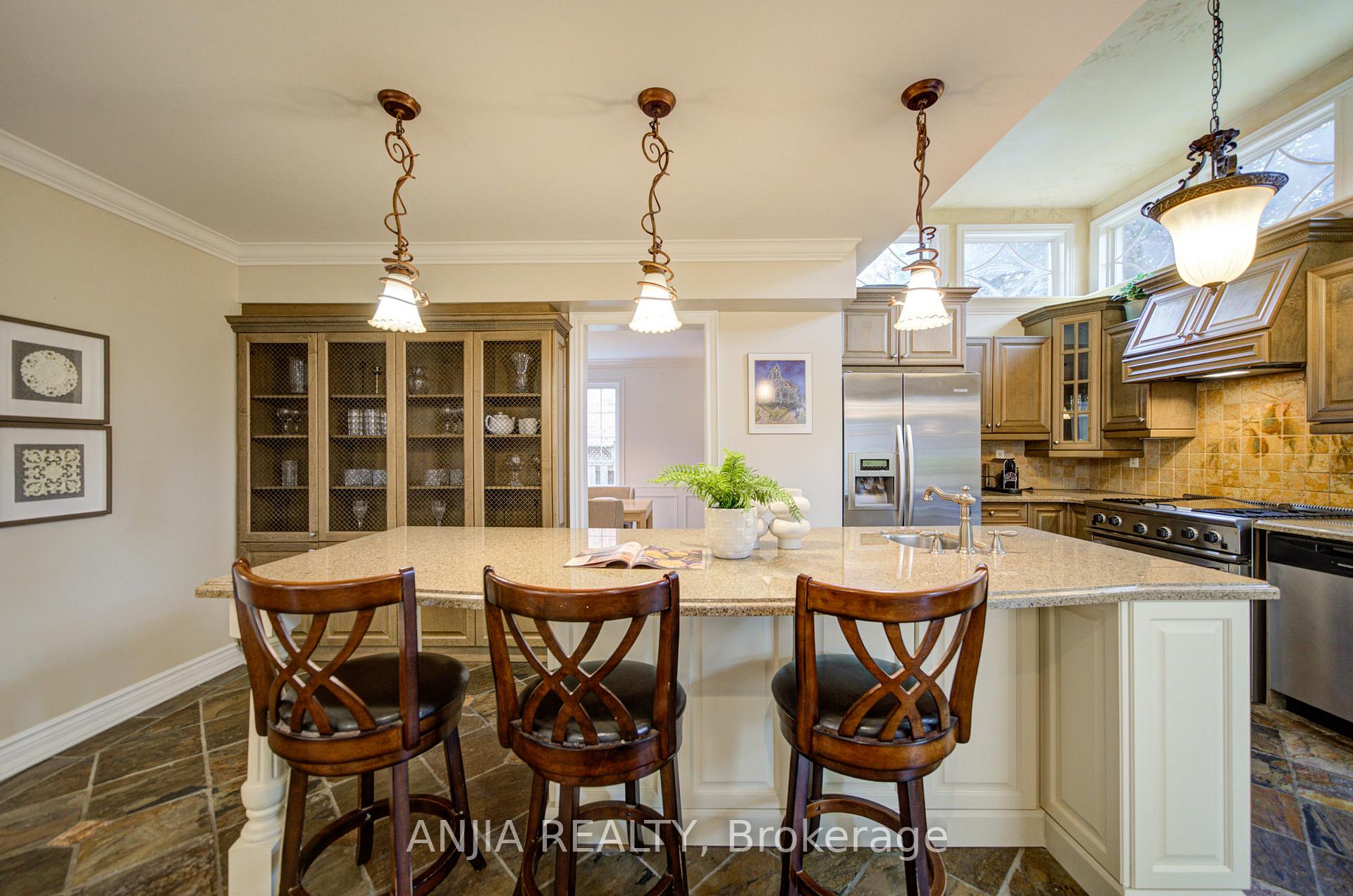 Photo 16 of 140 Reeve Drive, Markham, Markham Village — HOMEH