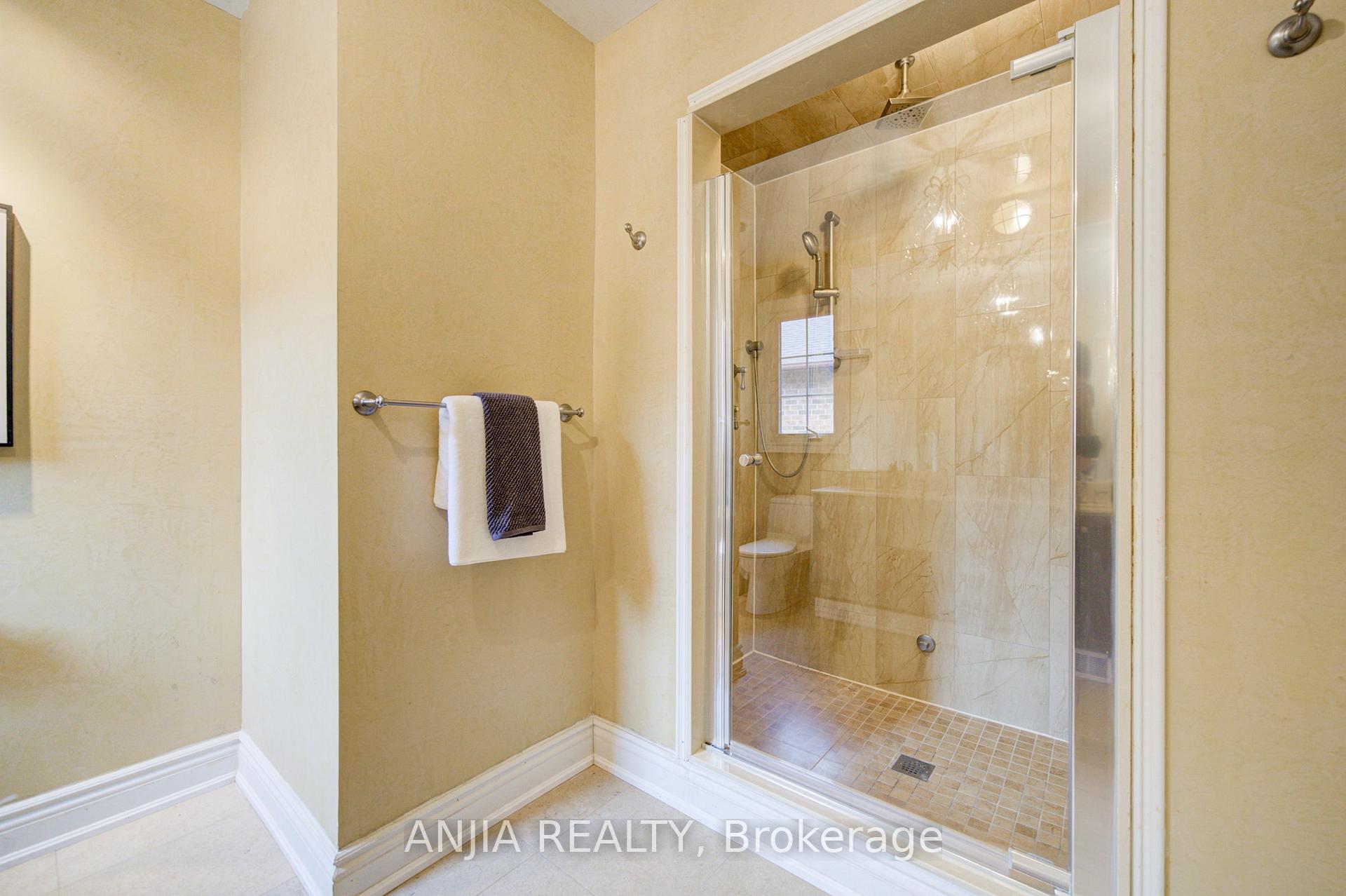 Photo 35 of 140 Reeve Drive, Markham, Markham Village — HOMEH