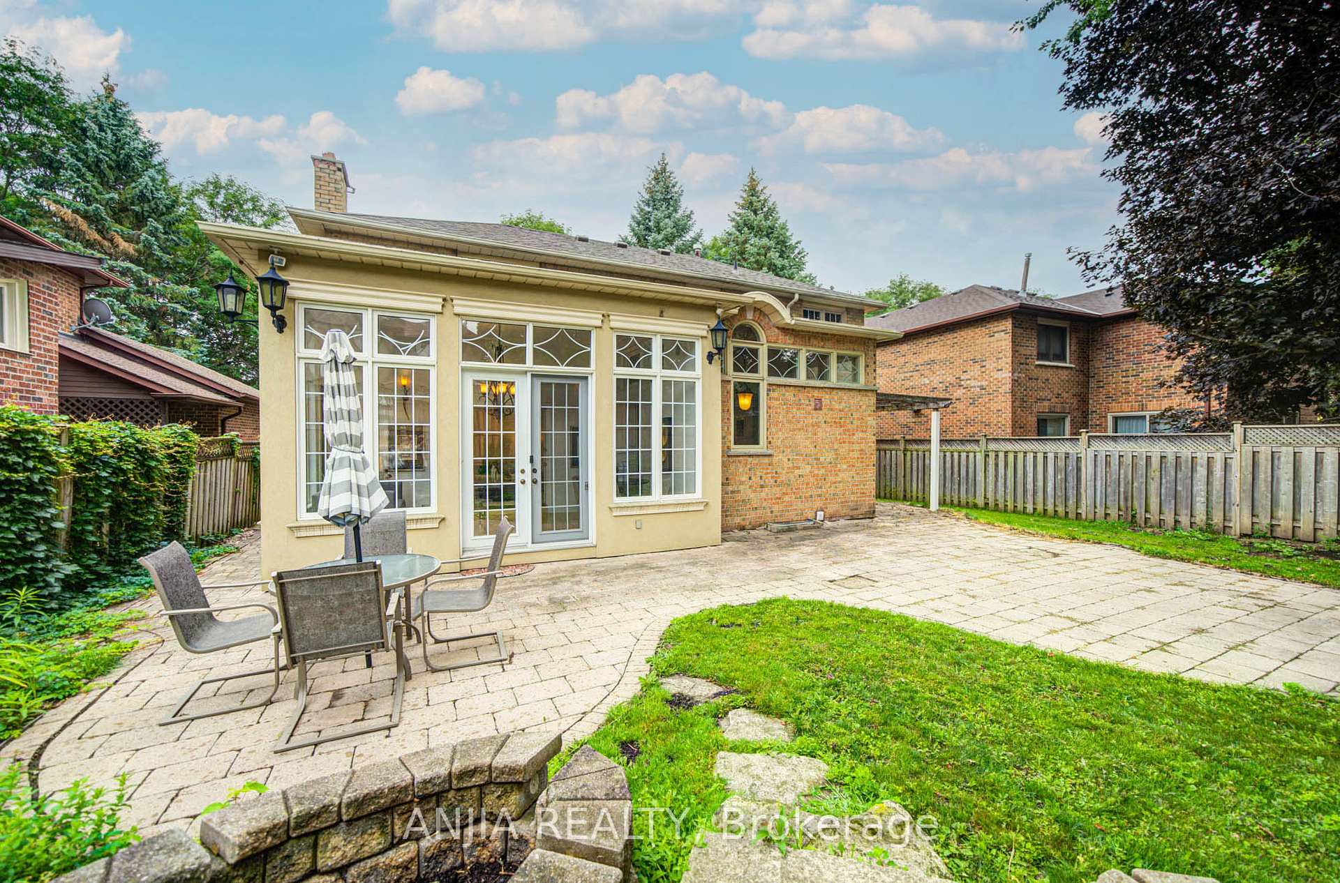 Photo 49 of 140 Reeve Drive, Markham, Markham Village — HOMEH