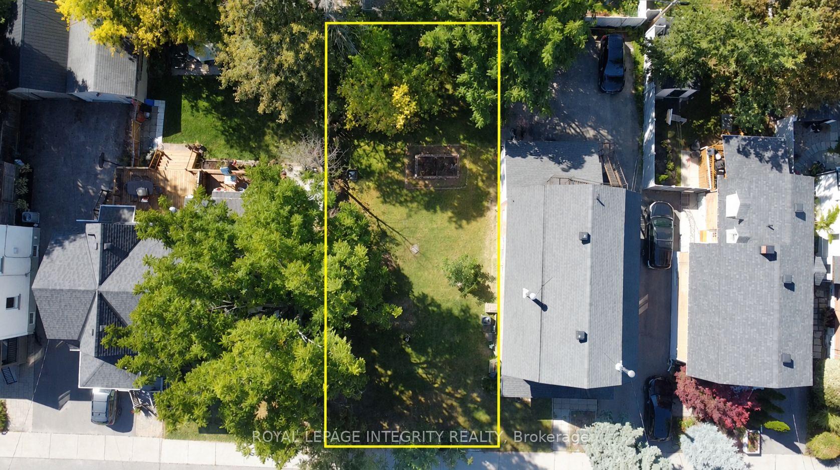 Photo of 516 Churchill Avenue N