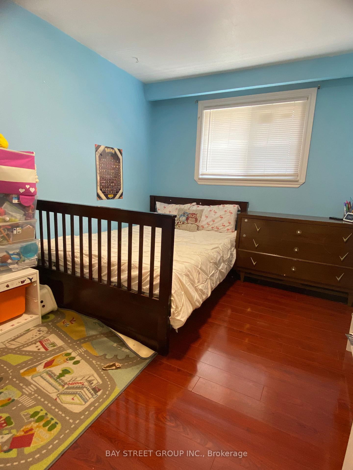 Photo 22 of 3412 Ellengale Drive, Mississauga, Erindale — HOMEH