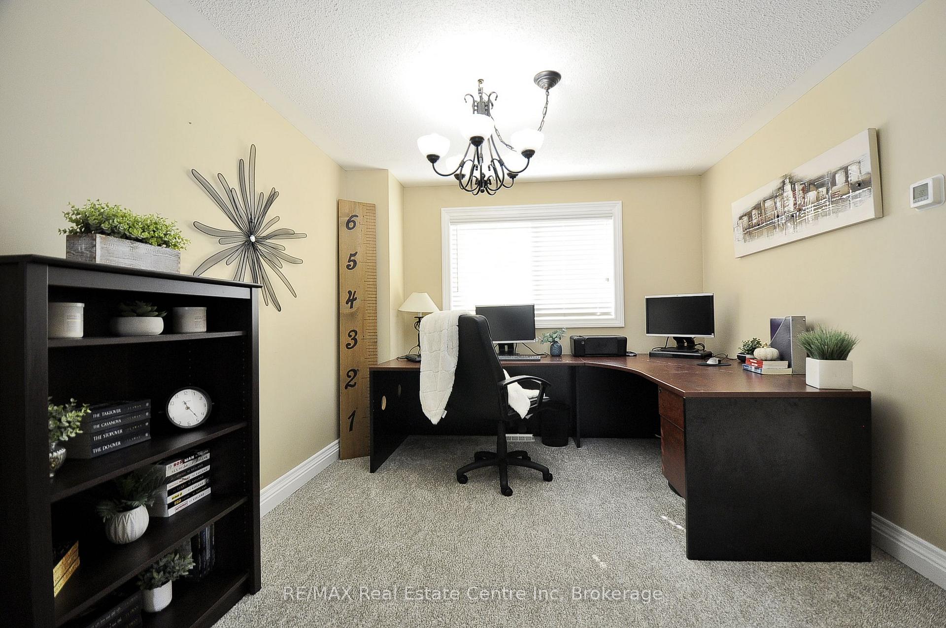 Photo 19 of 37 Woodcroft Place, Cambridge, Christopher-Champlain — HOMEH