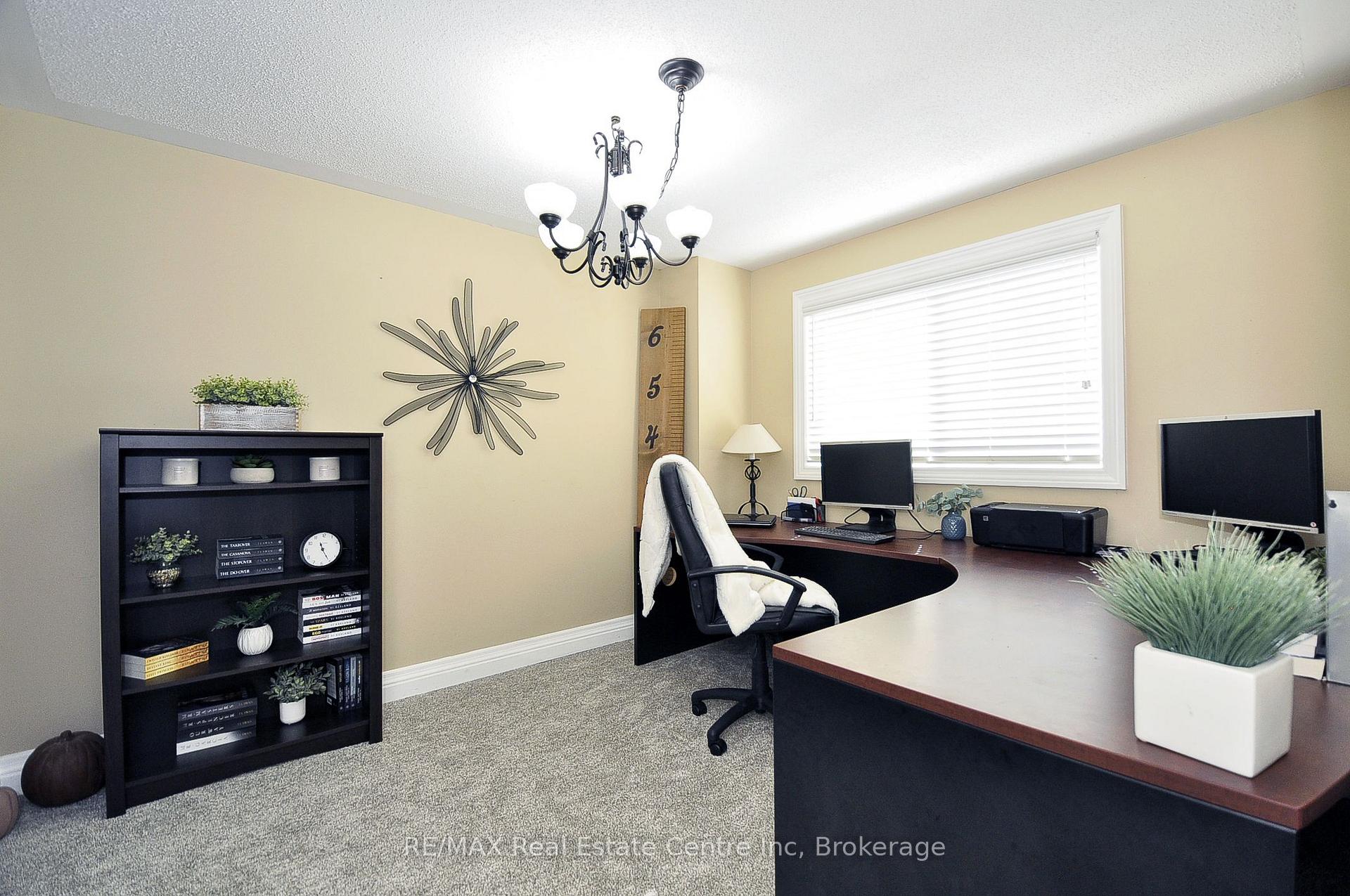 Photo 20 of 37 Woodcroft Place, Cambridge, Christopher-Champlain — HOMEH