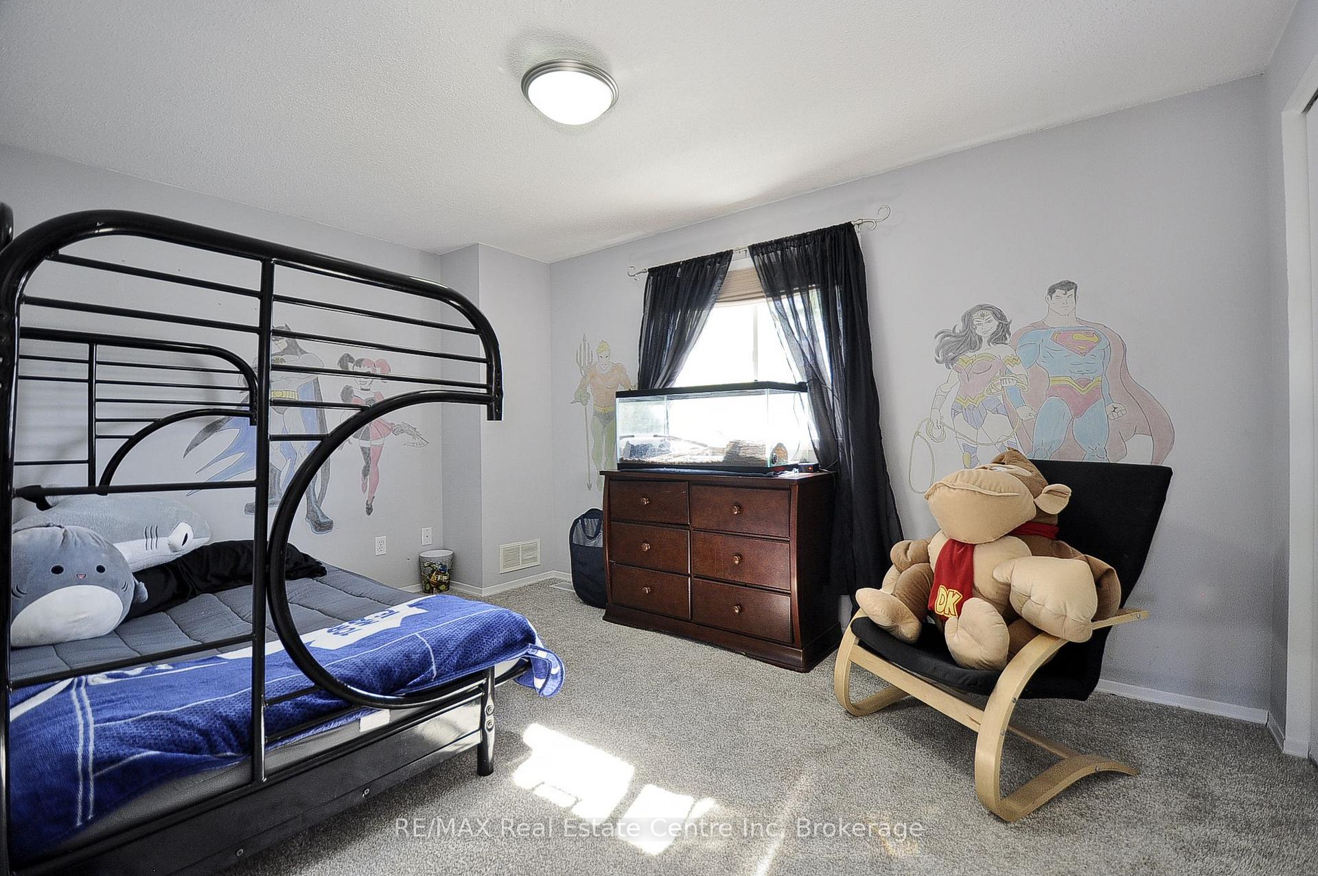Photo 26 of 37 Woodcroft Place, Cambridge, Christopher-Champlain — HOMEH