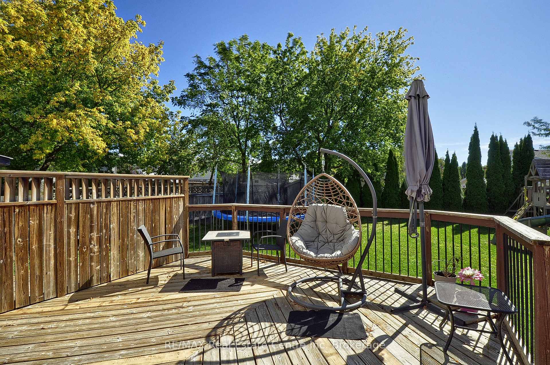 Photo 41 of 37 Woodcroft Place, Cambridge, Christopher-Champlain — HOMEH
