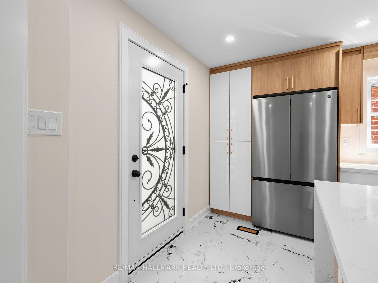 Photo 5 of 109 Glencrest Boulevard, Toronto, O'Connor-Parkview — HOMEH