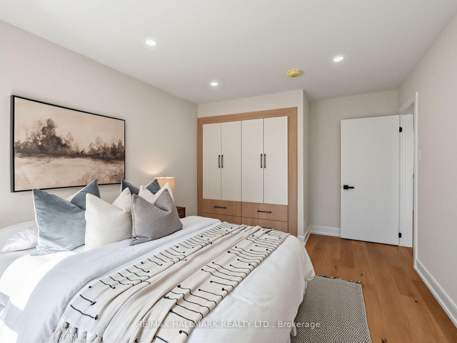 Photo 17 of 109 Glencrest Boulevard, Toronto, O'Connor-Parkview — HOMEH