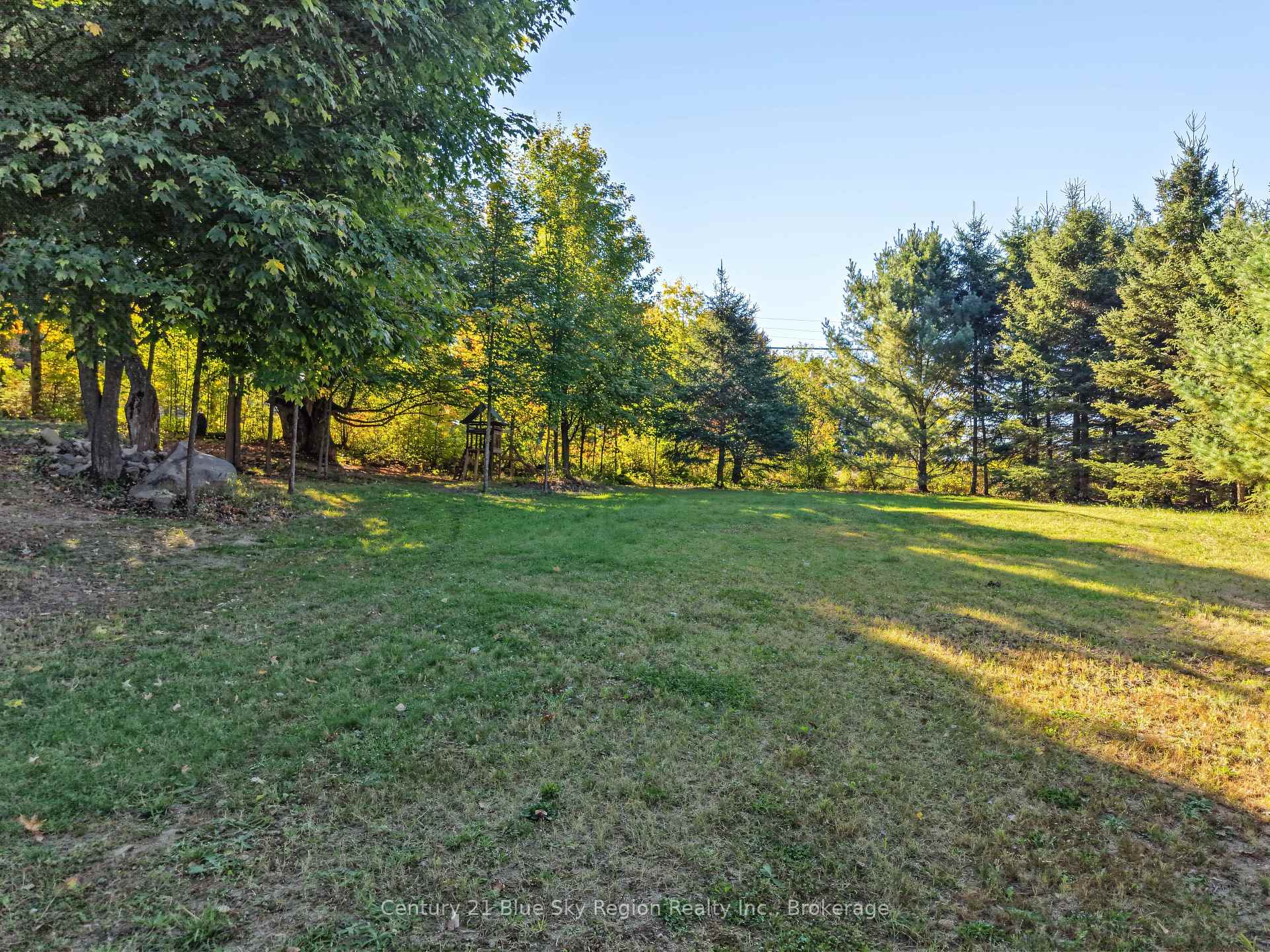 Photo 47 of 994 Chiswick Line, Powassan — HOMEH