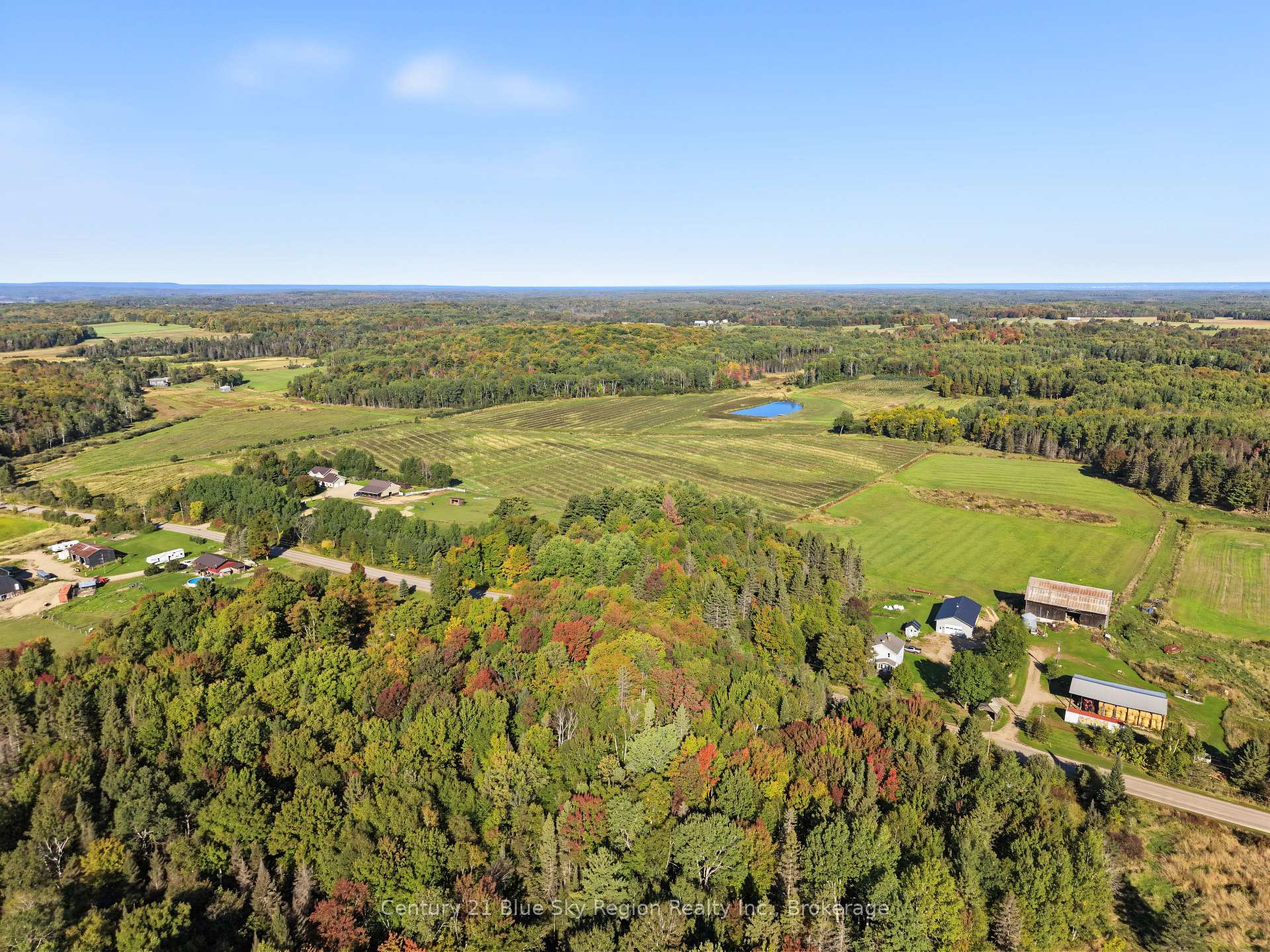 Photo 48 of 994 Chiswick Line, Powassan — HOMEH