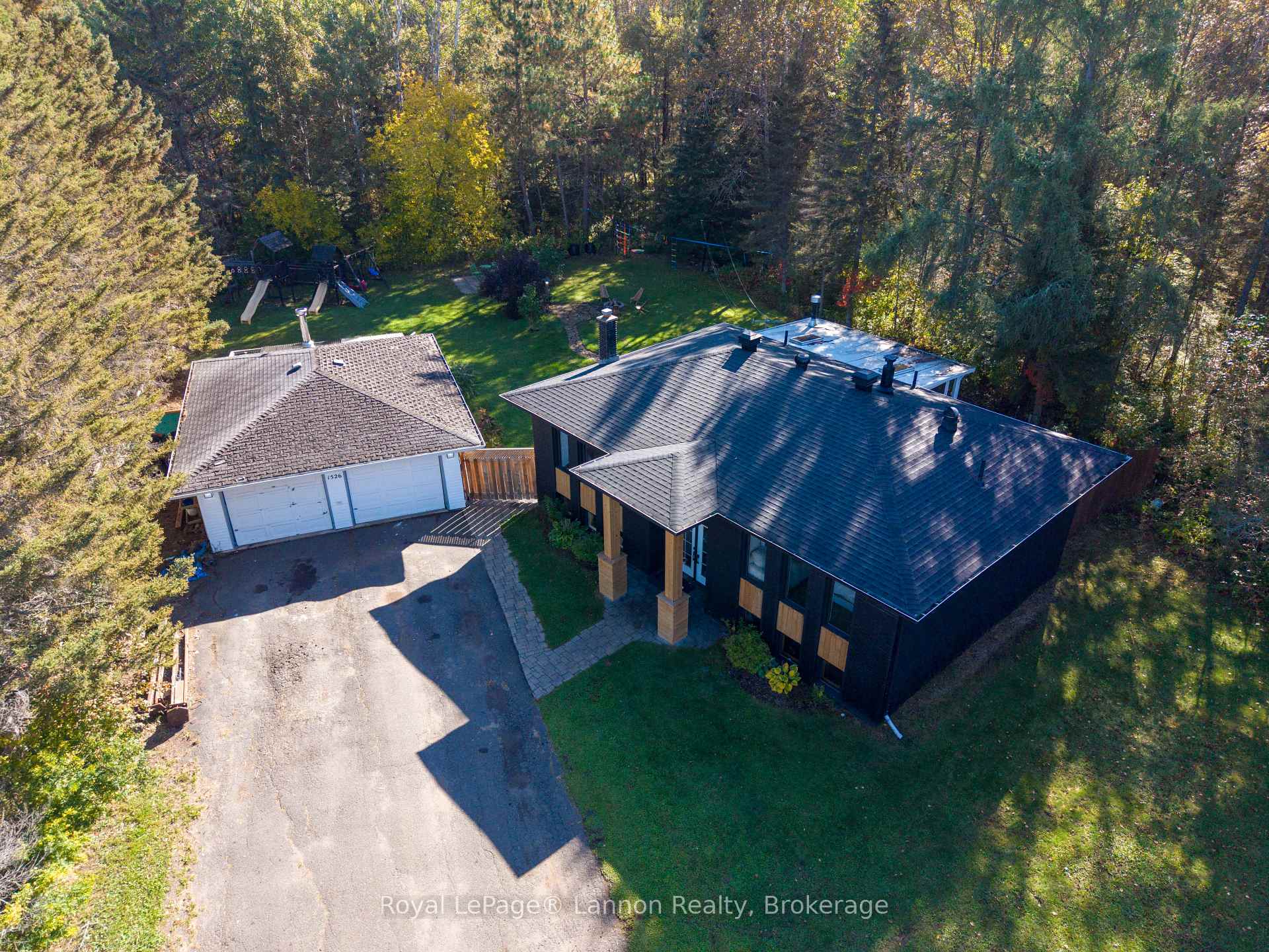 Photo 2 of 1526 Mountain Road, Thunder Bay, Mountain Road — HOMEH