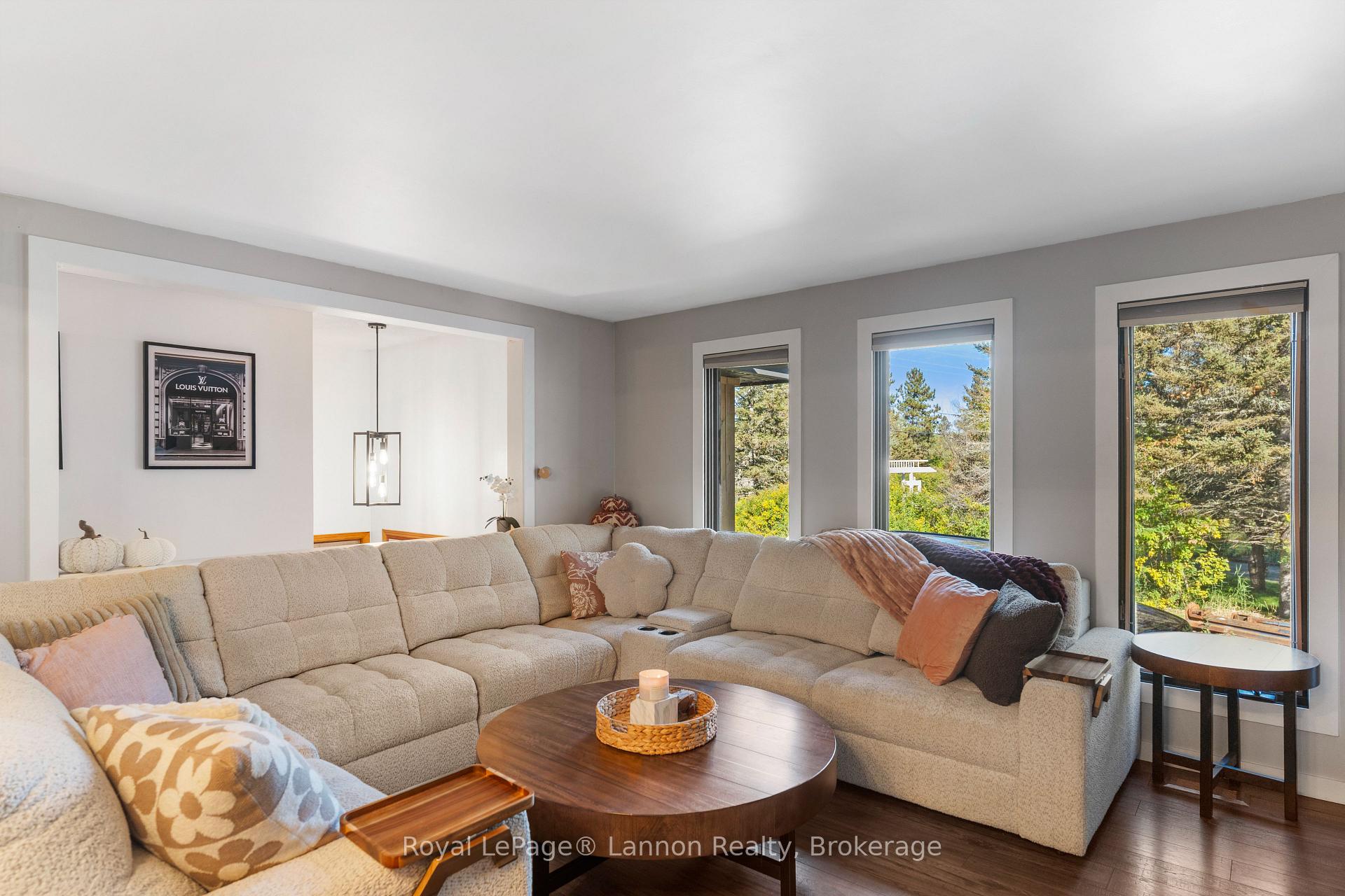 Photo 6 of 1526 Mountain Road, Thunder Bay, Mountain Road — HOMEH