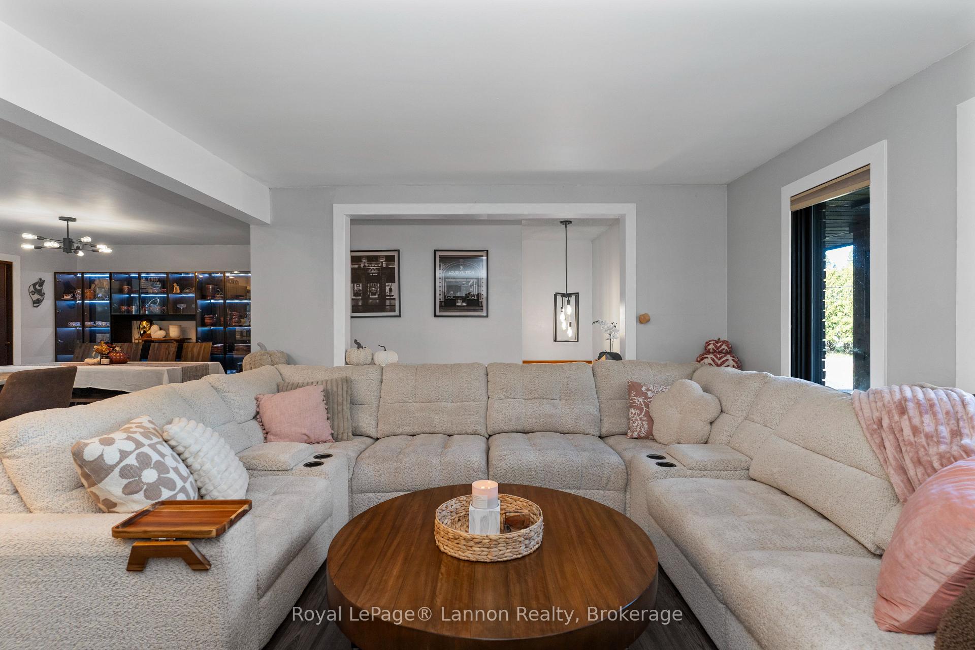 Photo 8 of 1526 Mountain Road, Thunder Bay, Mountain Road — HOMEH