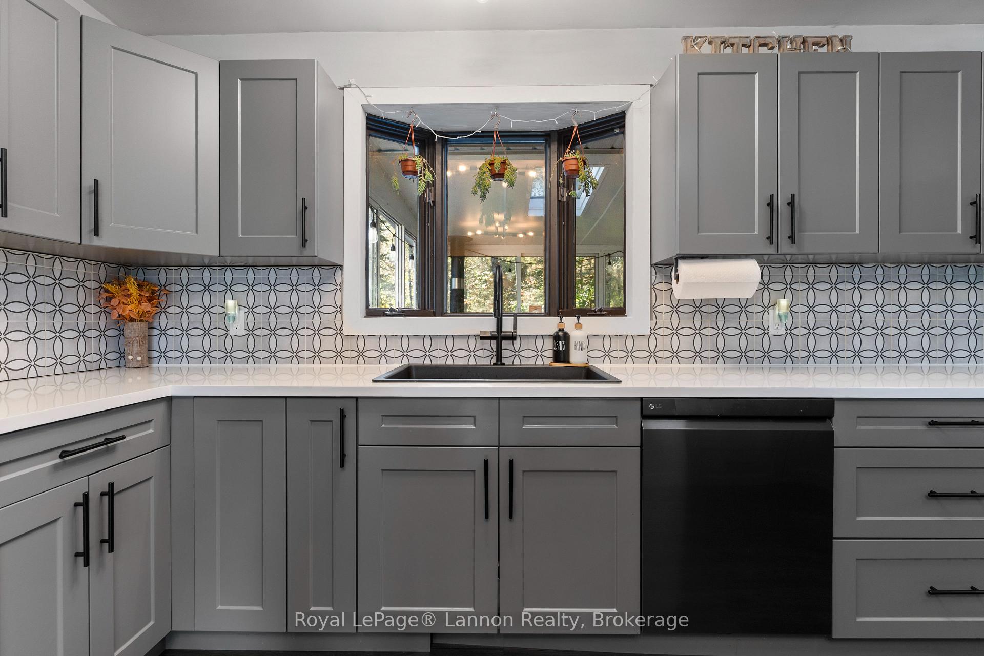 Photo 18 of 1526 Mountain Road, Thunder Bay, Mountain Road — HOMEH