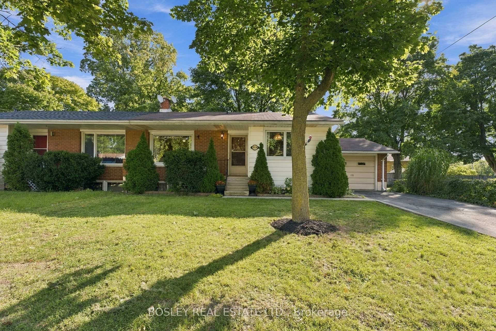 Photo 1 of 229 Drury Lane, Strathroy-Caradoc, NW — HOMEH