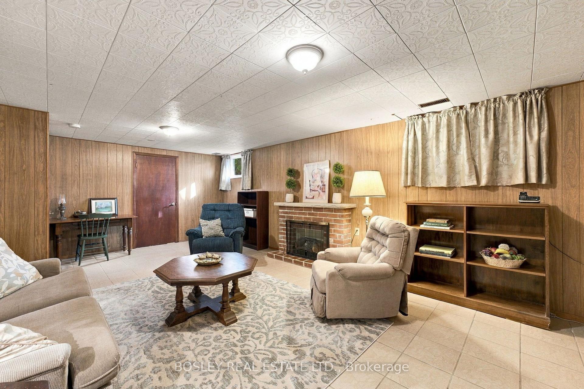 Photo 21 of 229 Drury Lane, Strathroy-Caradoc, NW — HOMEH