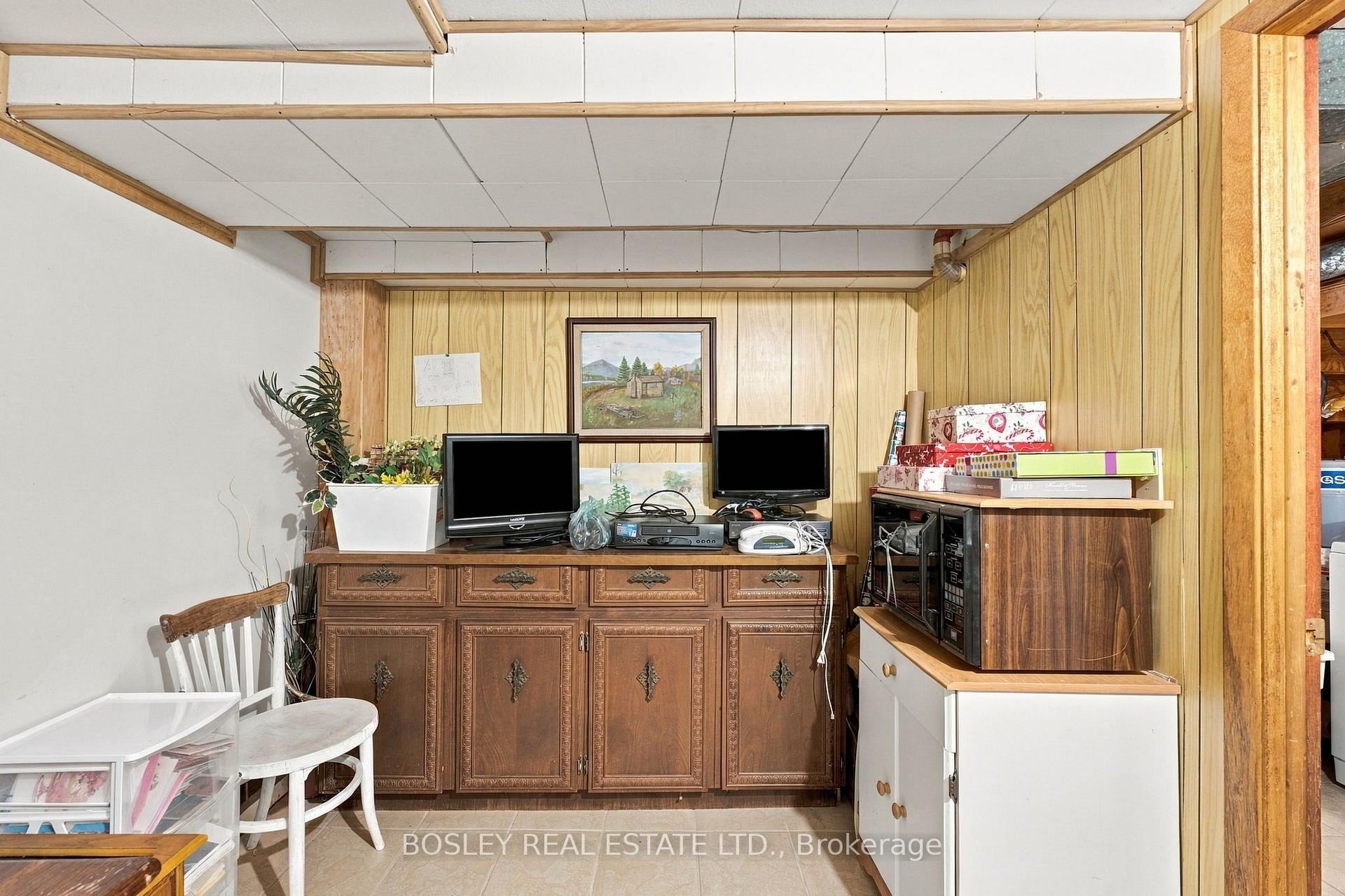 Photo 27 of 229 Drury Lane, Strathroy-Caradoc, NW — HOMEH