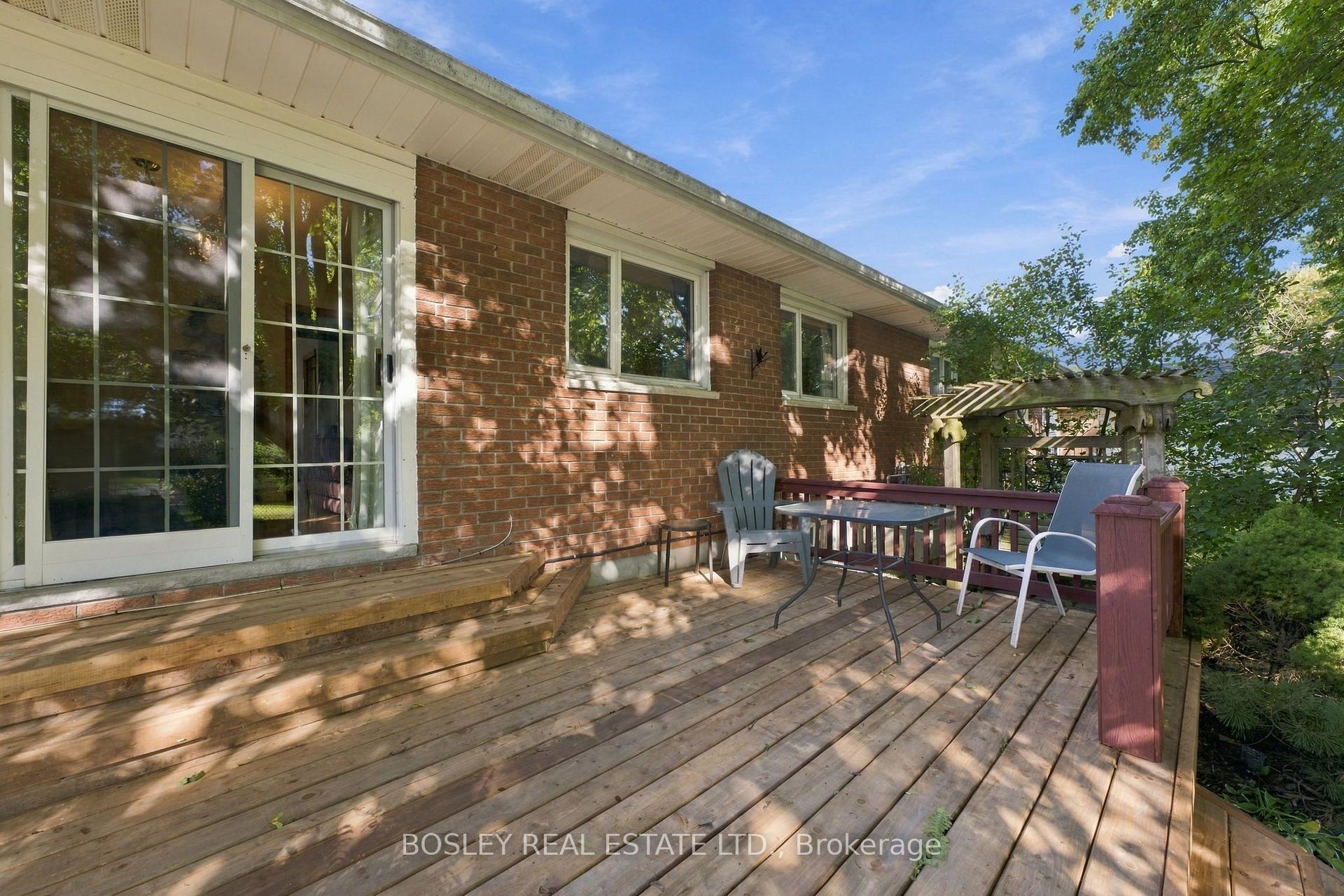 Photo 33 of 229 Drury Lane, Strathroy-Caradoc, NW — HOMEH