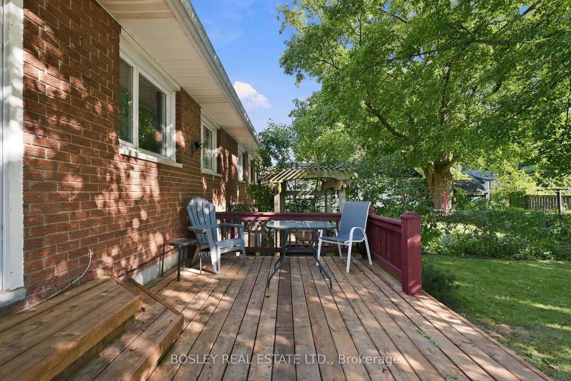 Photo 34 of 229 Drury Lane, Strathroy-Caradoc, NW — HOMEH