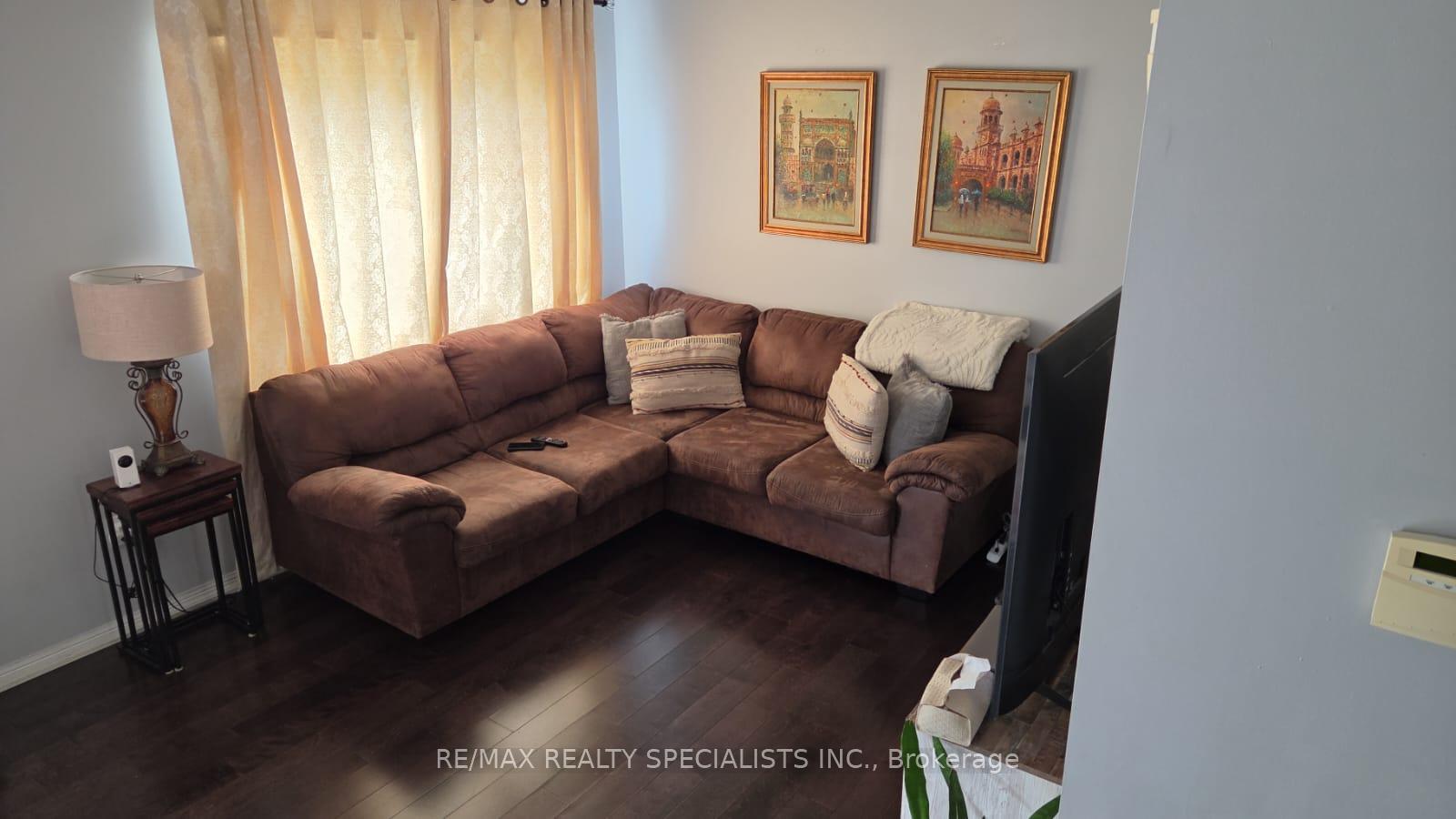 Photo 2 of 710 Thompson Road, Milton, Coates — HOMEH
