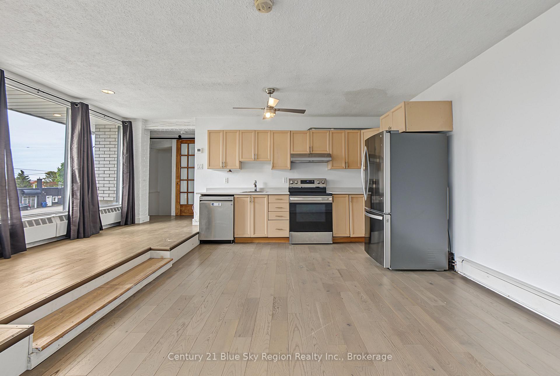 Photo 4 of 646 High Street, North Bay, Central — HOMEH