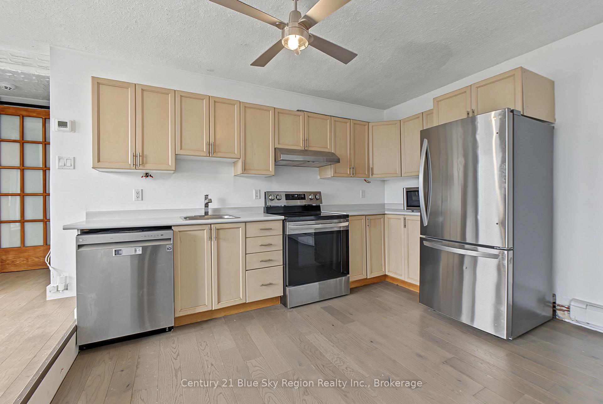 Photo 6 of 646 High Street, North Bay, Central — HOMEH