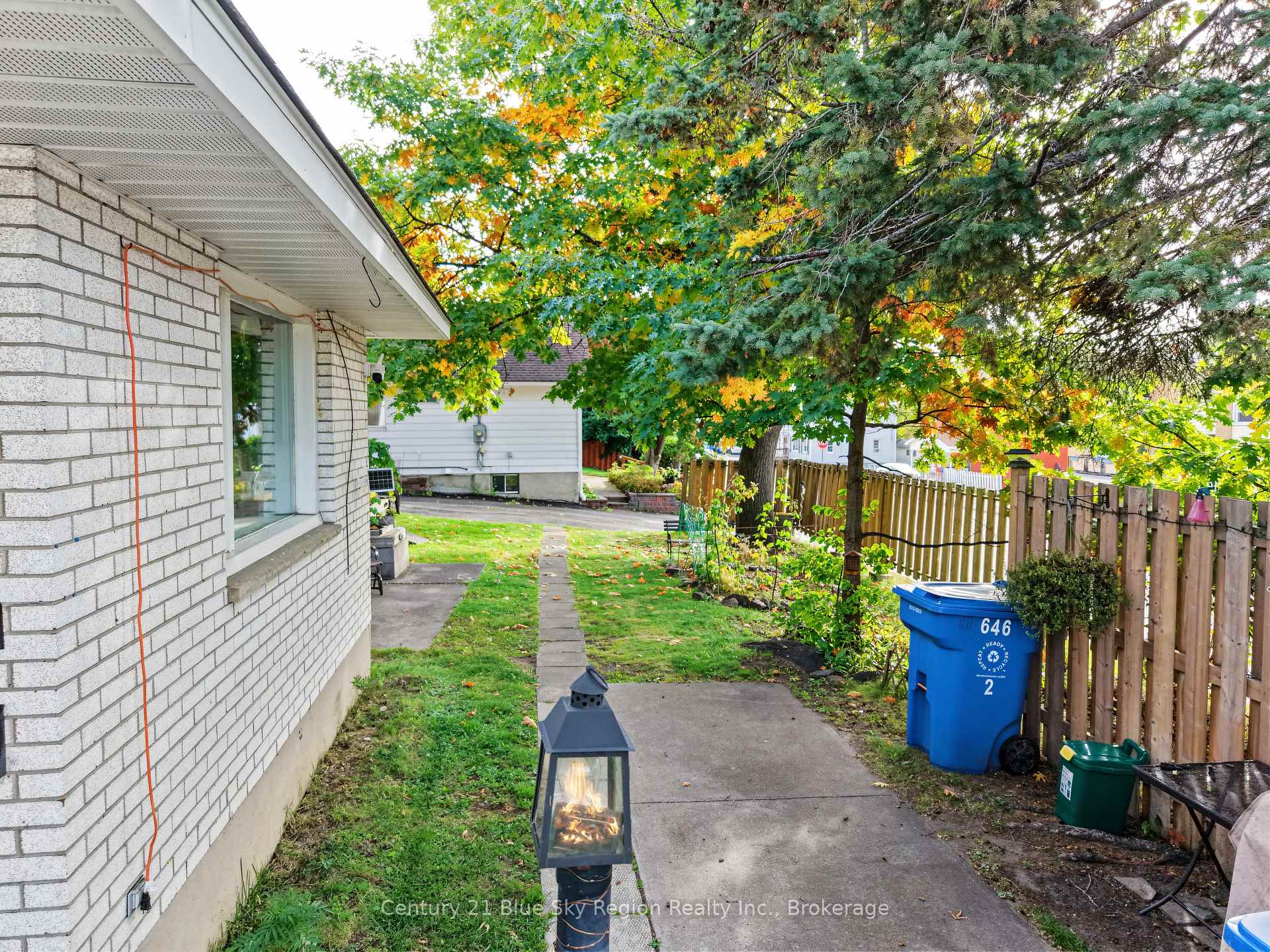 Photo 22 of 646 High Street, North Bay, Central — HOMEH