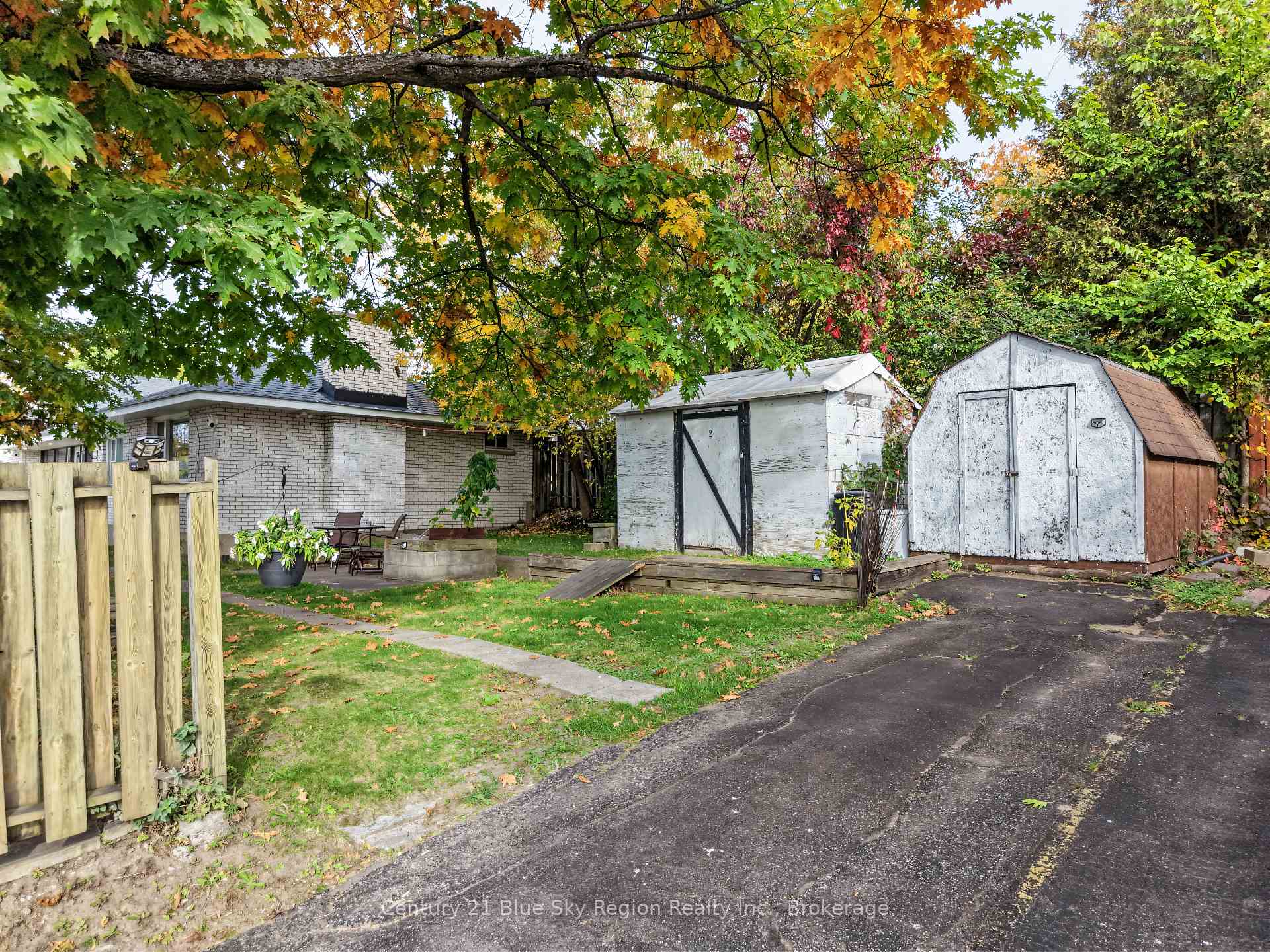 Photo 31 of 646 High Street, North Bay, Central — HOMEH