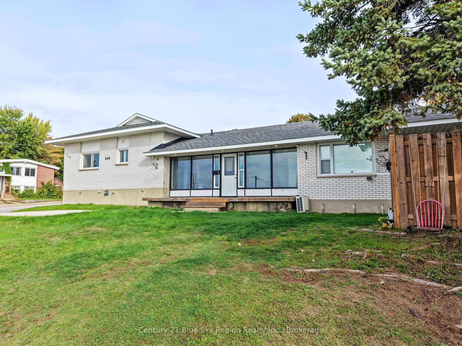 Photo 38 of 646 High Street, North Bay, Central — HOMEH