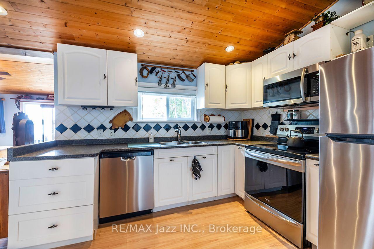 Photo 28 of 923 Silver Leaf Drive, Otonabee-South Monaghan — HOMEH