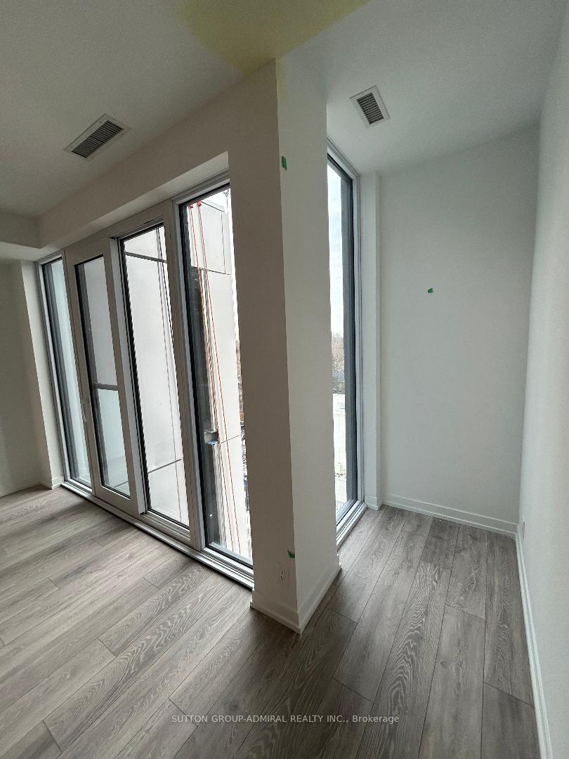 Photo 5 of Unit 917, 2020 Bathurst Street, Toronto, The Annex — HOMEH