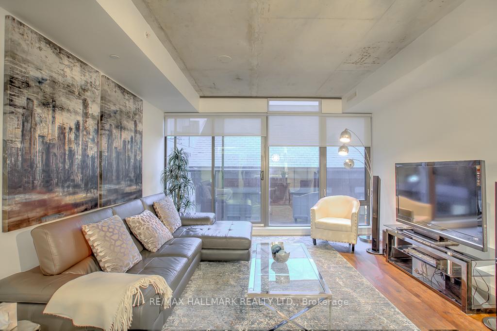 Photo 5 of Unit 419, 560 King Street W, Toronto, Waterfront Communities — HOMEH