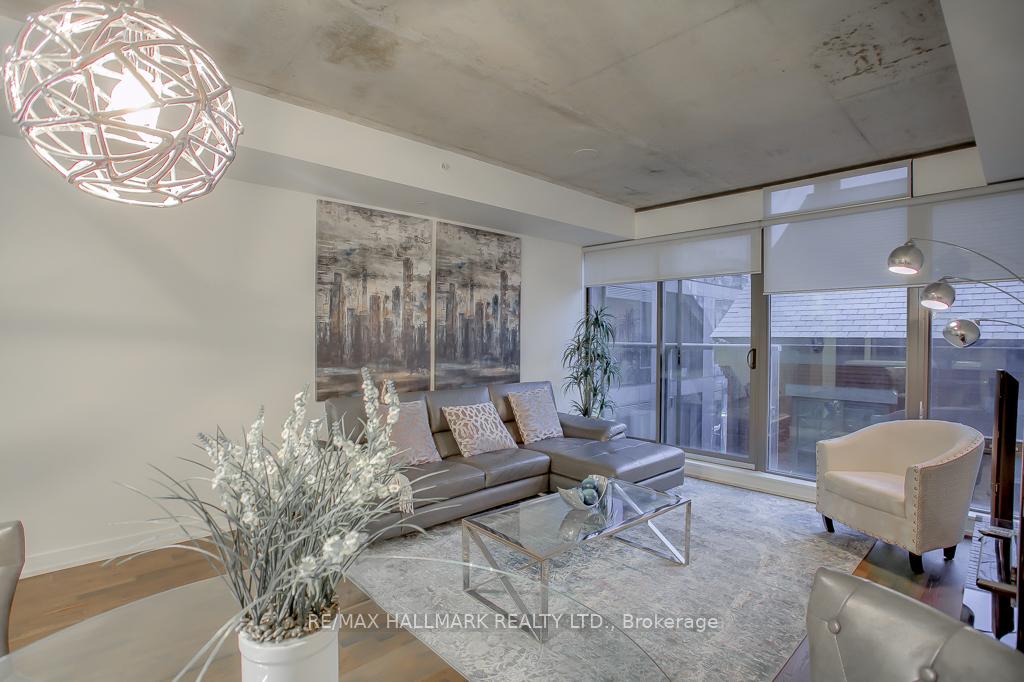 Photo 7 of Unit 419, 560 King Street W, Toronto, Waterfront Communities — HOMEH