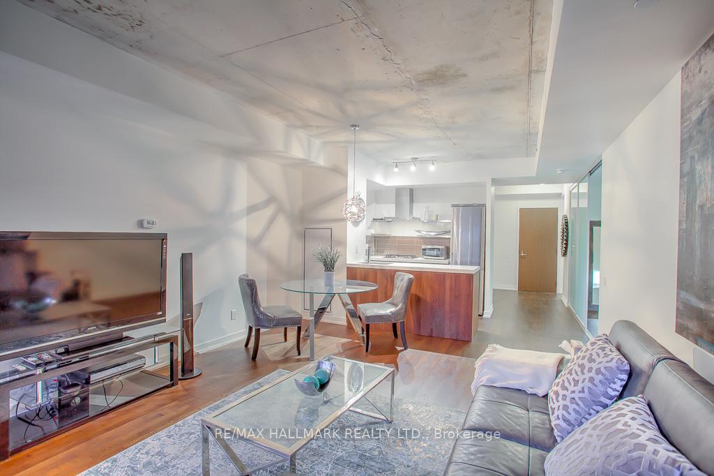 Photo 9 of Unit 419, 560 King Street W, Toronto, Waterfront Communities — HOMEH