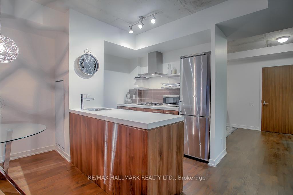 Photo 15 of Unit 419, 560 King Street W, Toronto, Waterfront Communities — HOMEH