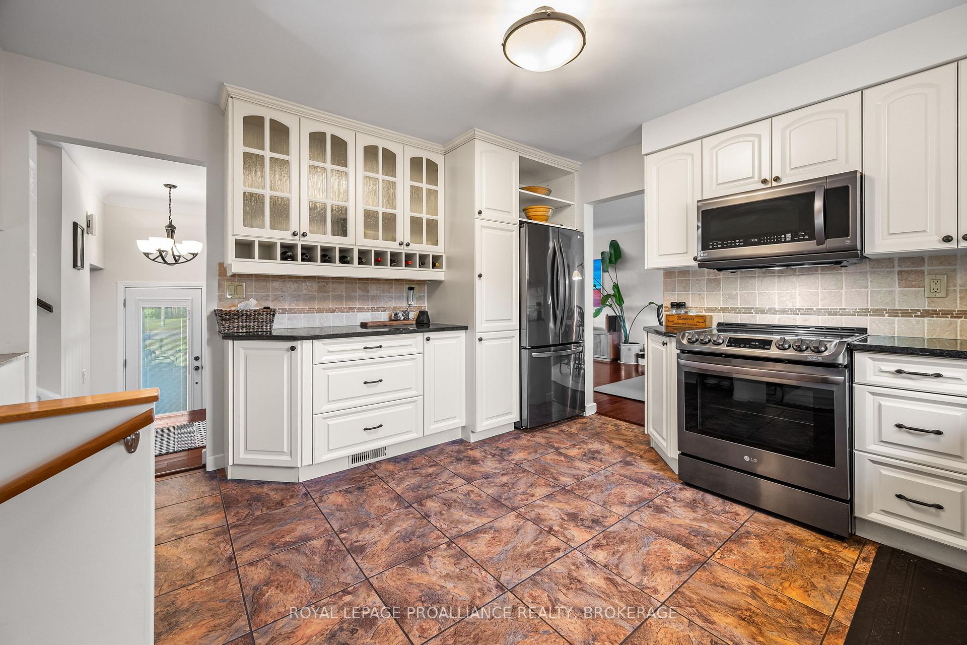 Photo 14 of 79 Seaforth Road, Kingston, West of Sir John A. Blvd — HOMEH